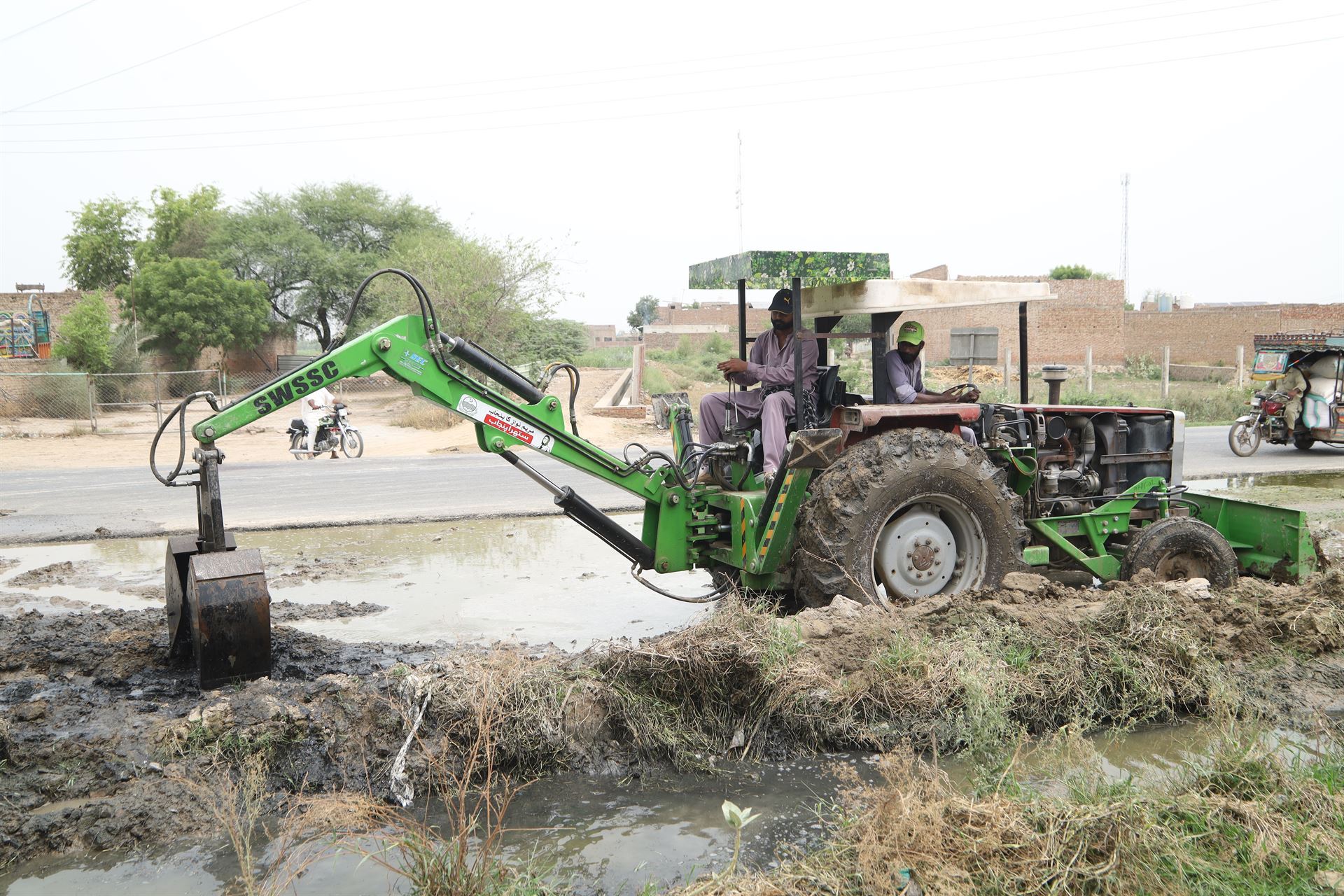 Drain Cleaning & Desilting Pakpattan